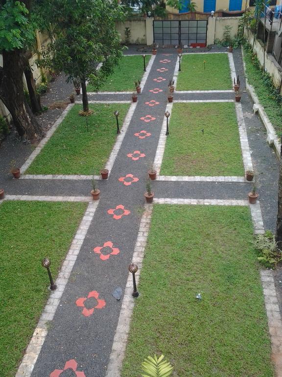 Casa Linda Hotel Kochi Zewnętrze zdjęcie