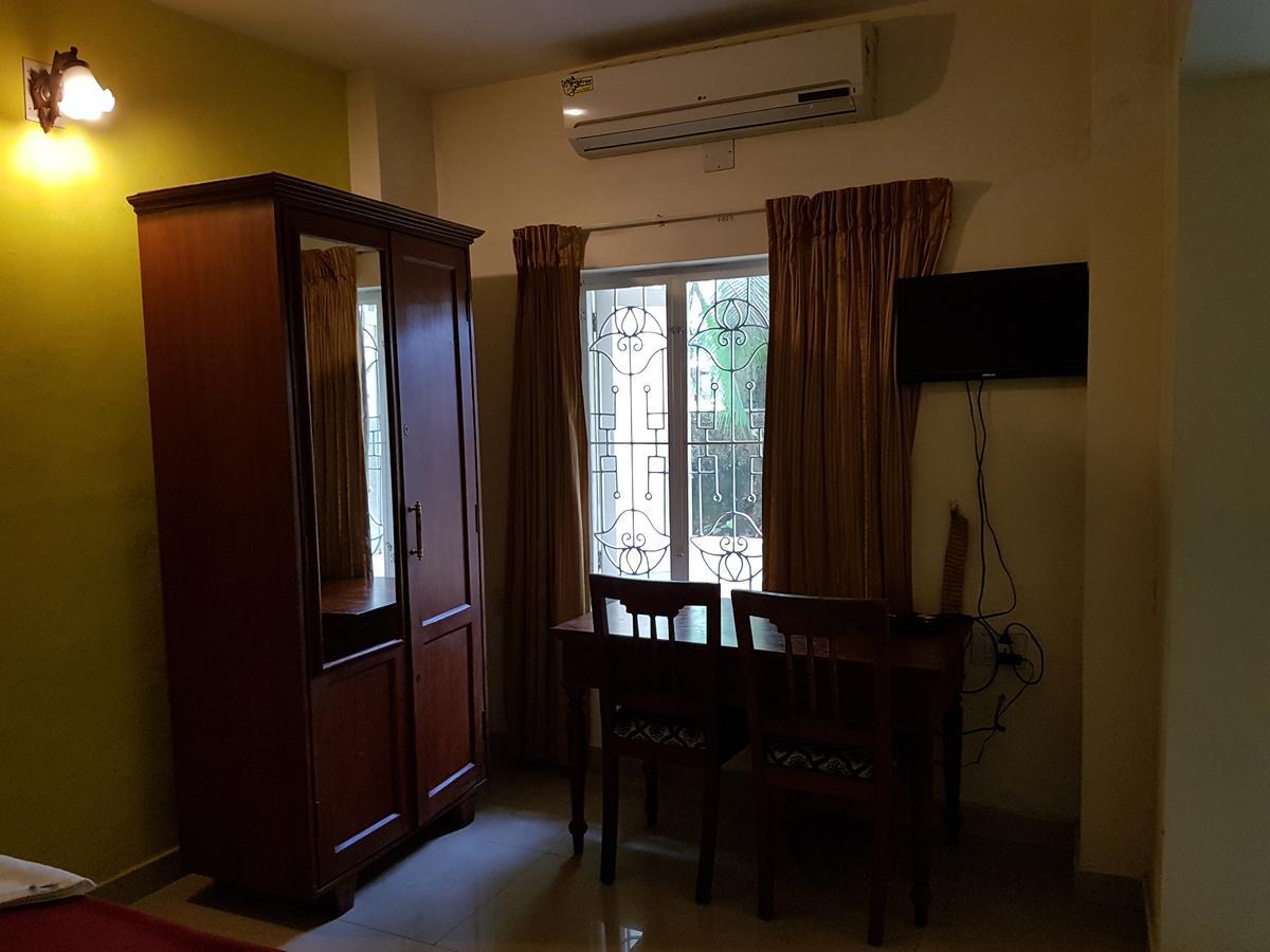 Casa Linda Hotel Kochi Zewnętrze zdjęcie